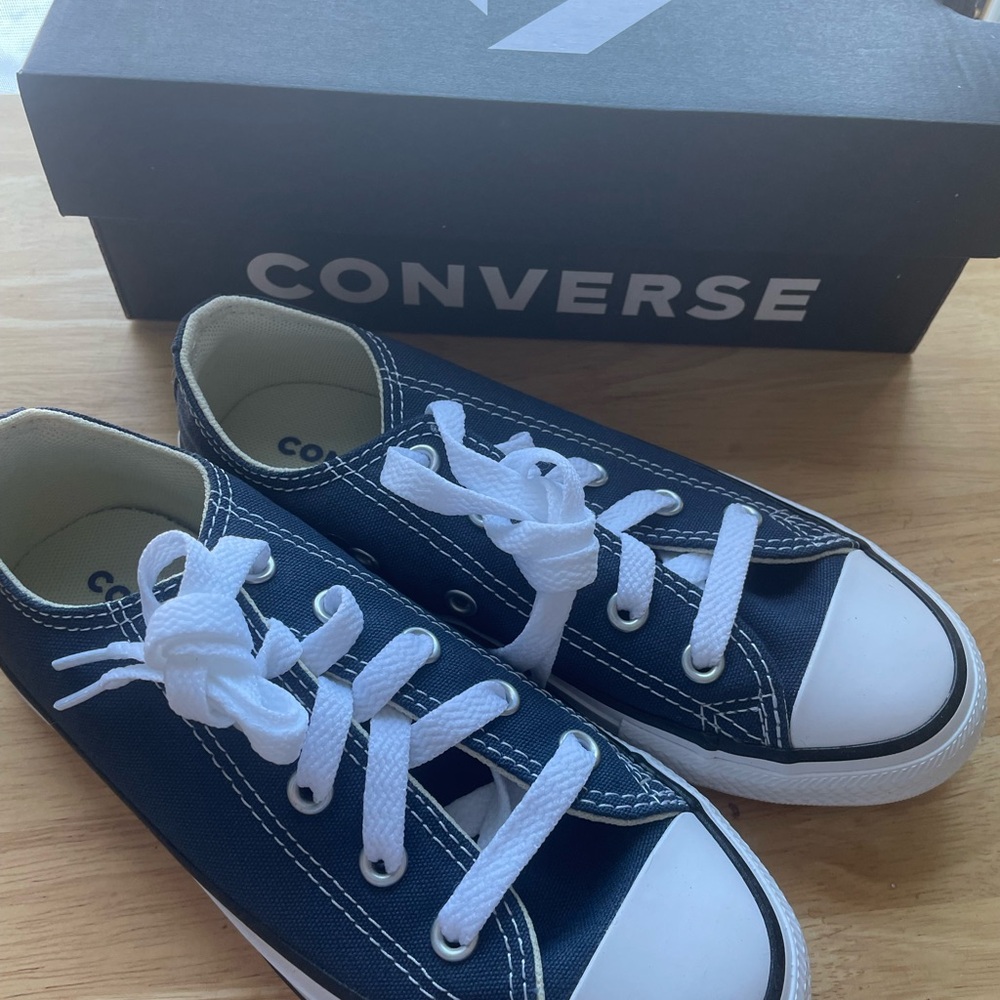 New navy Converse Chuck Taylor All Star Low Sneakers in Youth size 13